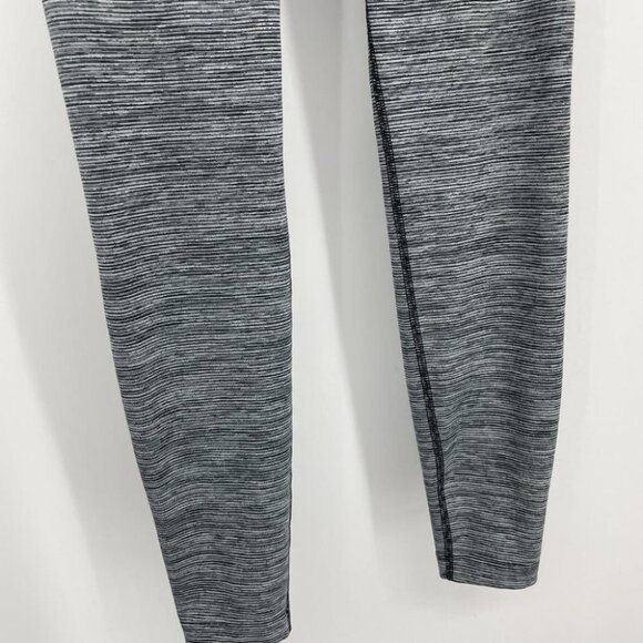 Nike Dri Fit grey Heathered recycled leggings 27” small - Picture 10 of 16